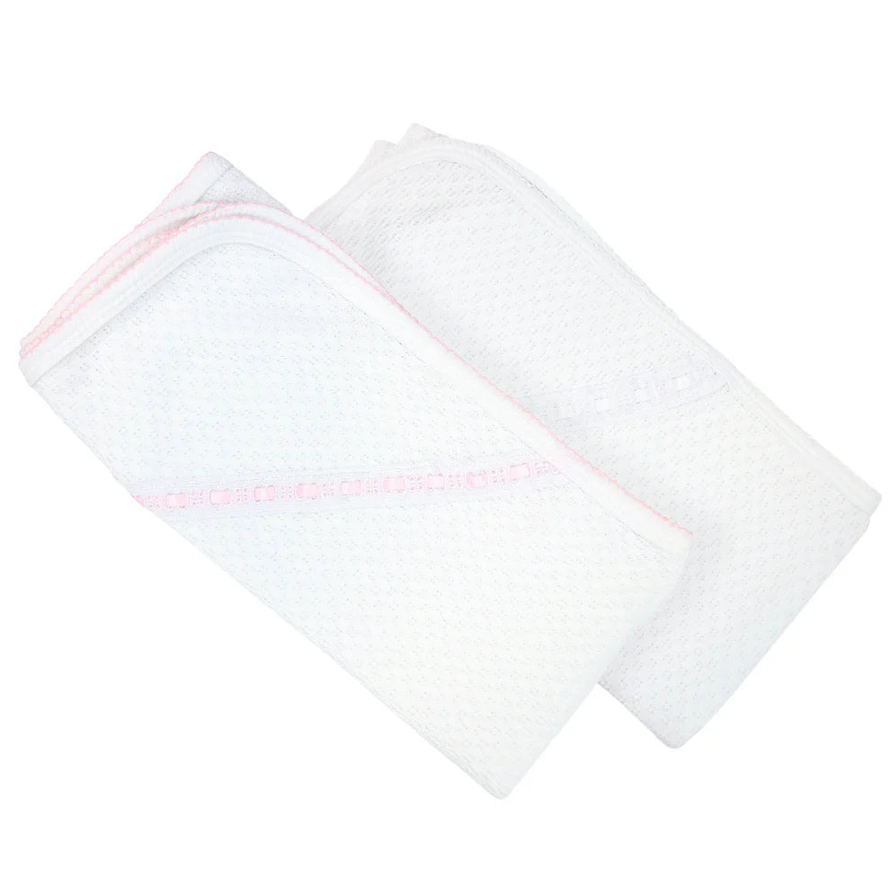 Swaddle Blanket with Eyelet