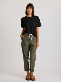 Women's Elevate Lightweight Tee- Black
