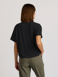 Women's Elevate Lightweight Tee- Black