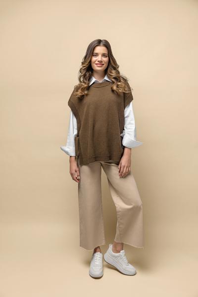 Tye Sweater Vest- Brown