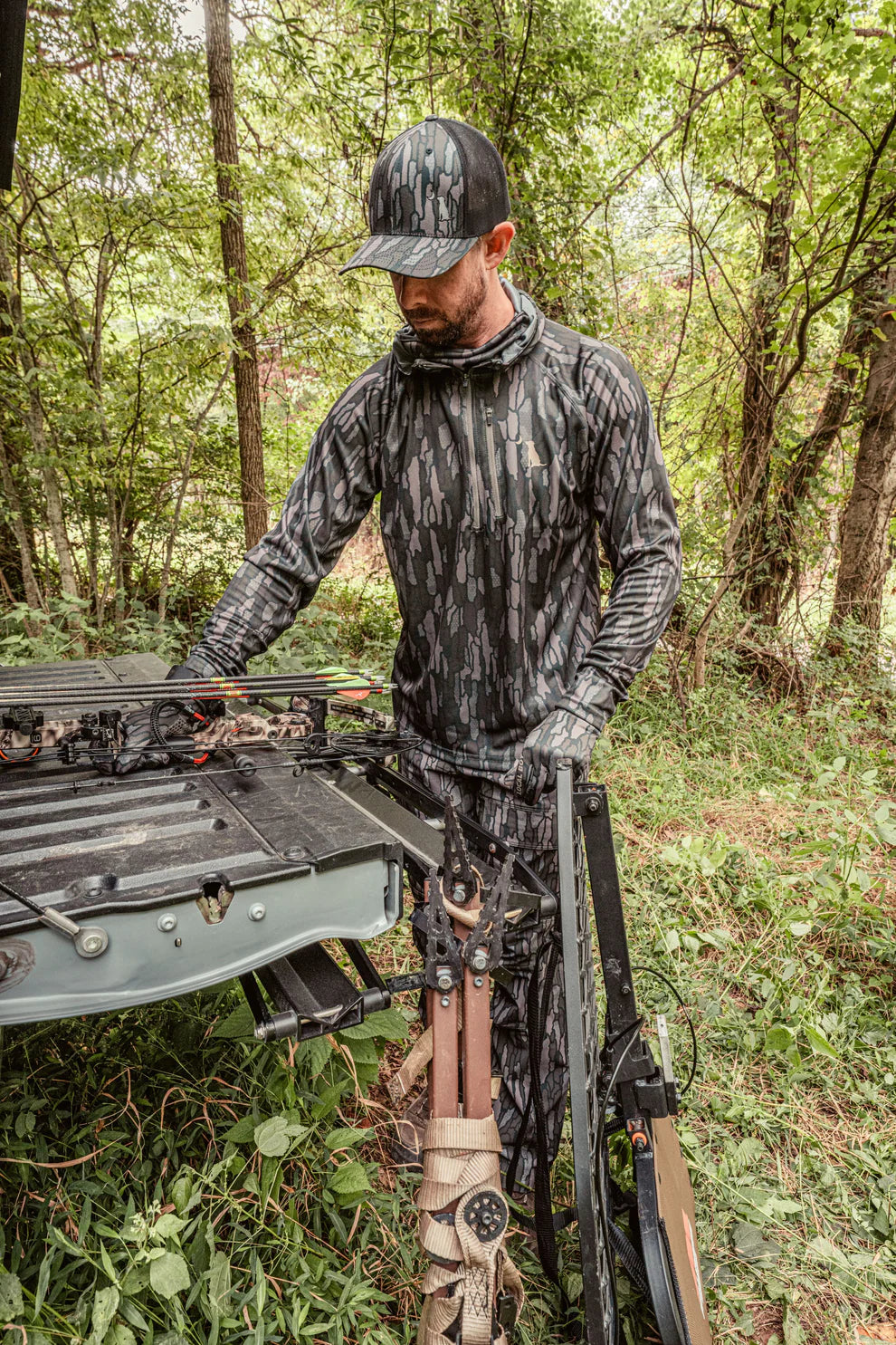 Harvest lightweight Hoodie - Localflage Timber