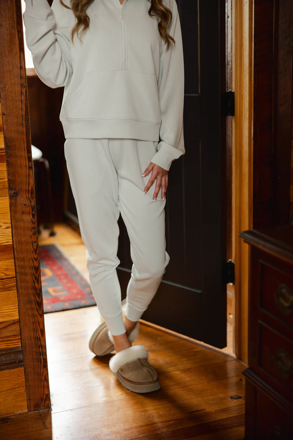 LG Freelance Joggers- Light Sand